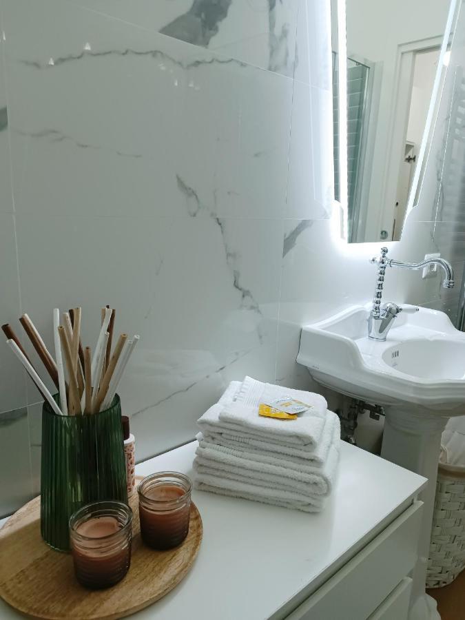 Ai Castelli Apartment - Locazione Turistica Cin It58060C2Fhnreg9A Colonna Exteriér fotografie