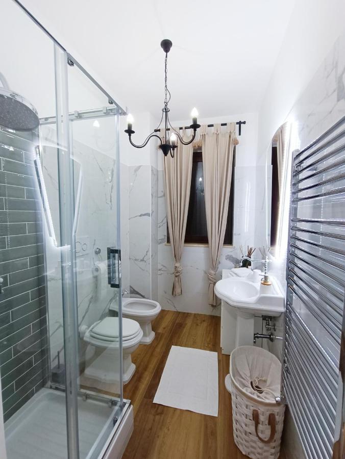Ai Castelli Apartment - Locazione Turistica Cin It58060C2Fhnreg9A Colonna Exteriér fotografie