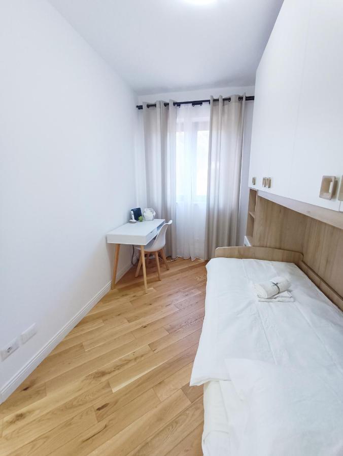 Ai Castelli Apartment - Locazione Turistica Cin It58060C2Fhnreg9A Colonna Exteriér fotografie